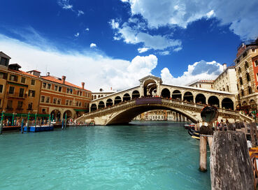 İzmir'den Direkt Hareket Görkemli Büyük İtalya 7 Gece - SunExpress Hava Yolları ile (2026 Kış Dönemi) AT118