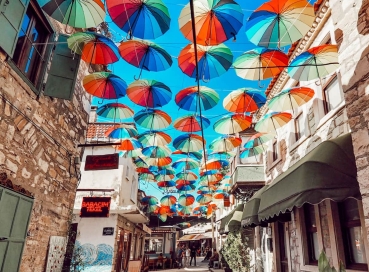 UÇAKLI BÜYÜK EGE İZMİR GÖKÇEADA BOZCAADA AYVALIK TURU