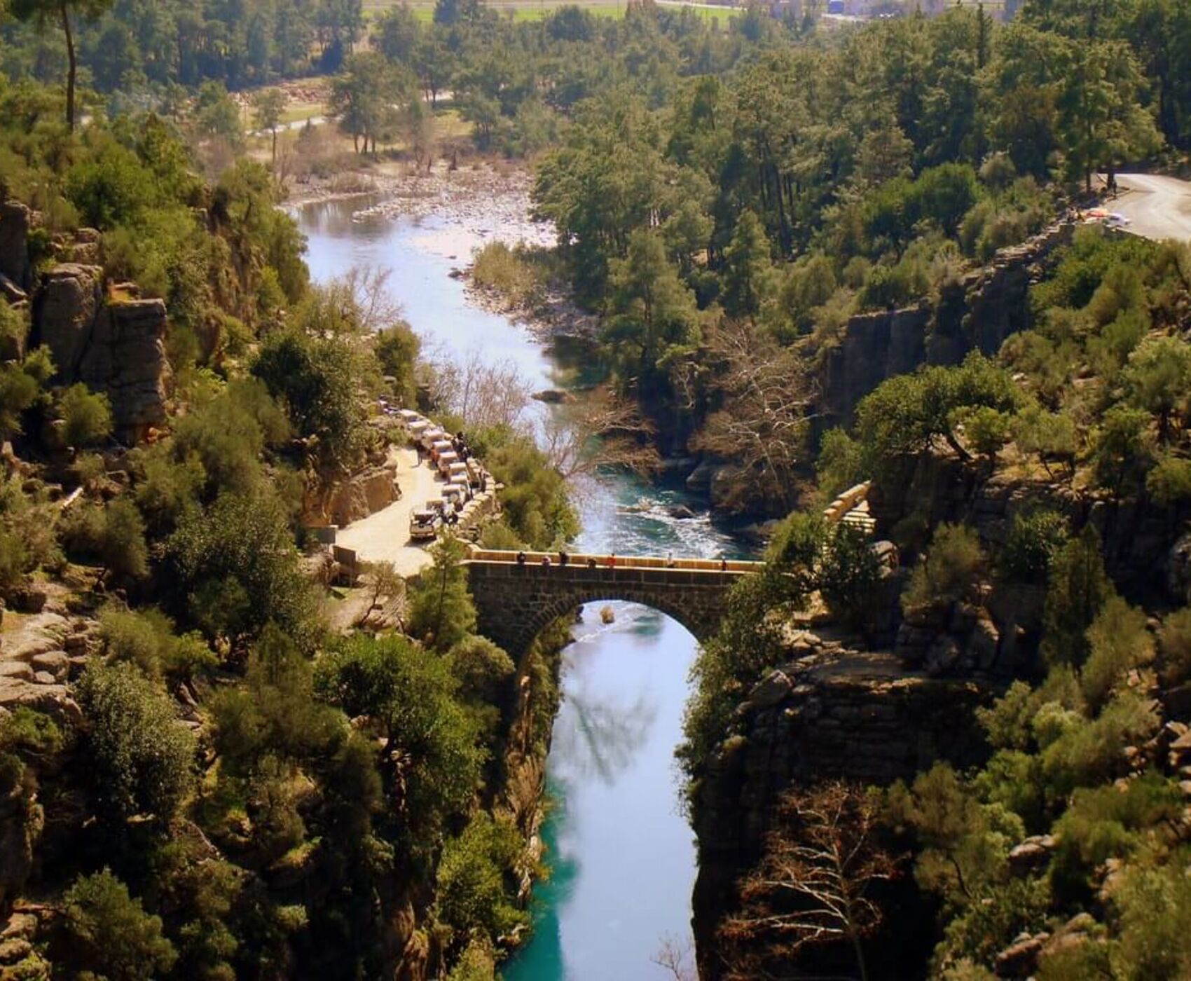 TAZI KANYONU & JEEP SAFARİ & KÖPRÜLÜ KANYON & RAFTİNG