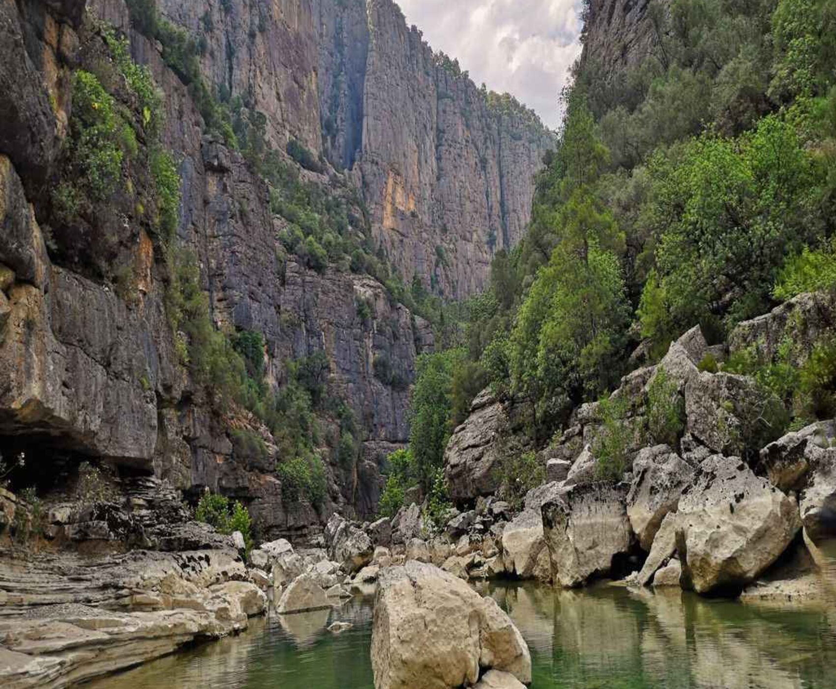 TAZI KANYONU & JEEP SAFARİ & KÖPRÜLÜ KANYON & RAFTİNG