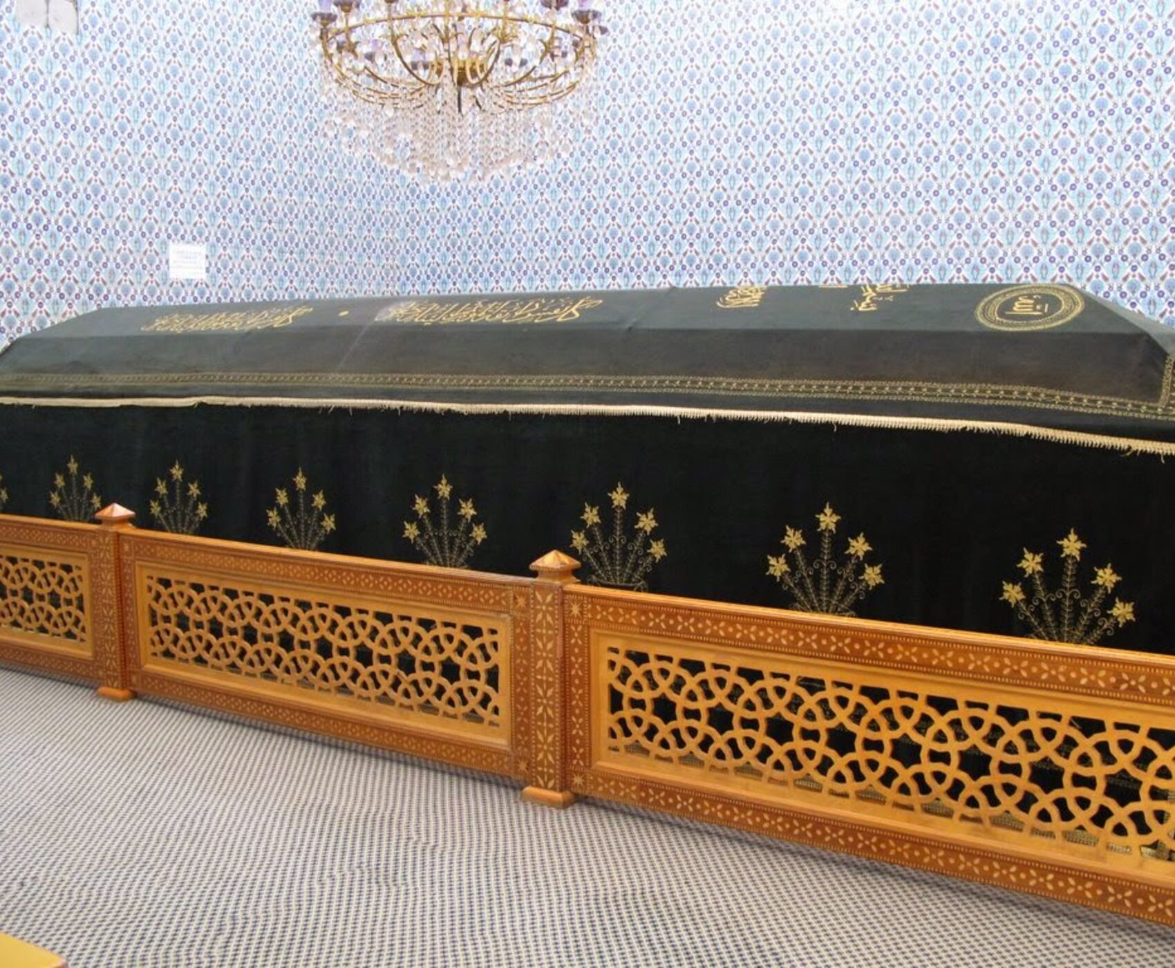 UÇAKLI VAN BAŞKALE YÜKSEKOVA HAKKARİ ŞIRNAK CİZRE DİYARBAKIR