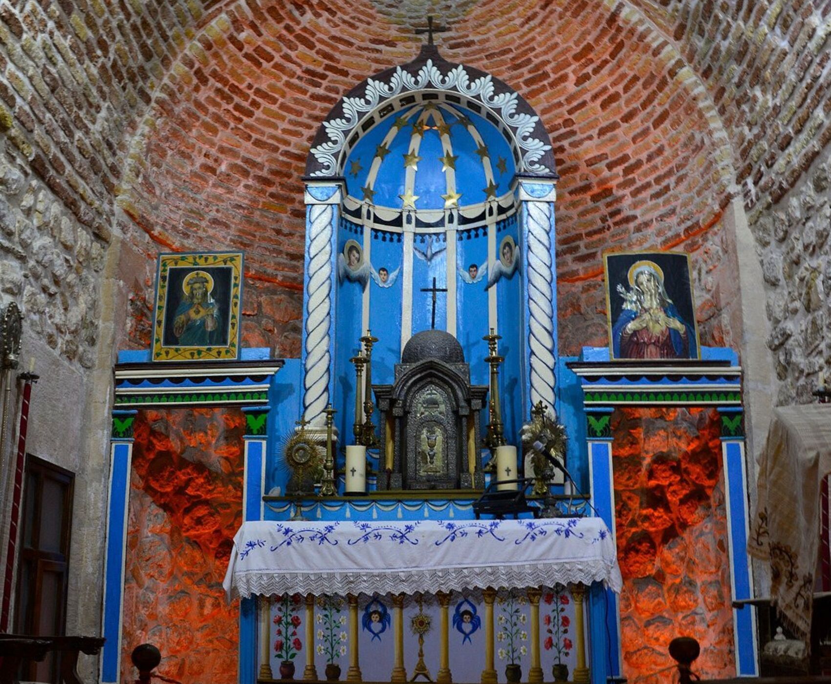 UÇAKLI VAN BAŞKALE YÜKSEKOVA HAKKARİ ŞIRNAK CİZRE DİYARBAKIR