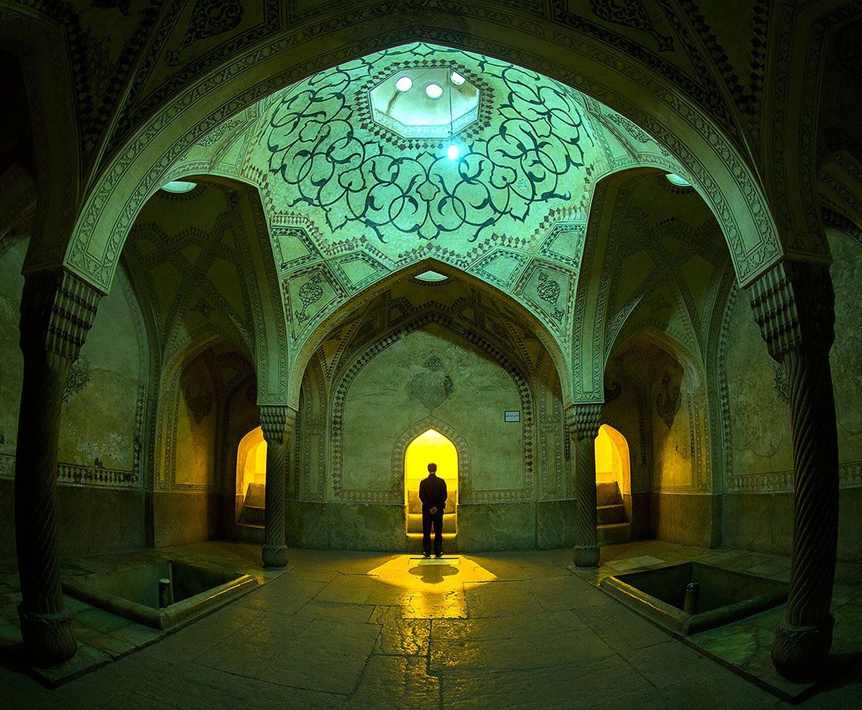 ANTALYA VE İSTANBUL DAN UÇAKLI BÜYÜK İRAN TURU