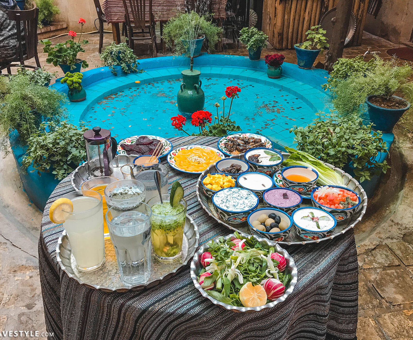 ANTALYA VE İSTANBUL DAN UÇAKLI BÜYÜK İRAN TURU