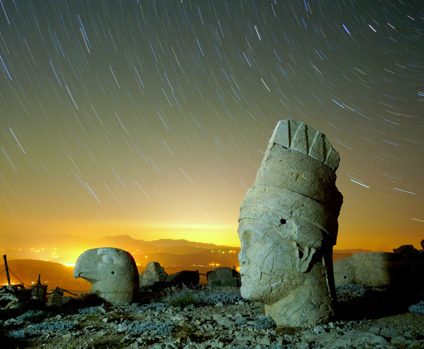 UÇAKLI GAP  İNCİLERİ ( NEMRUT & GÖBEKLİTEPE & MARDİN )
