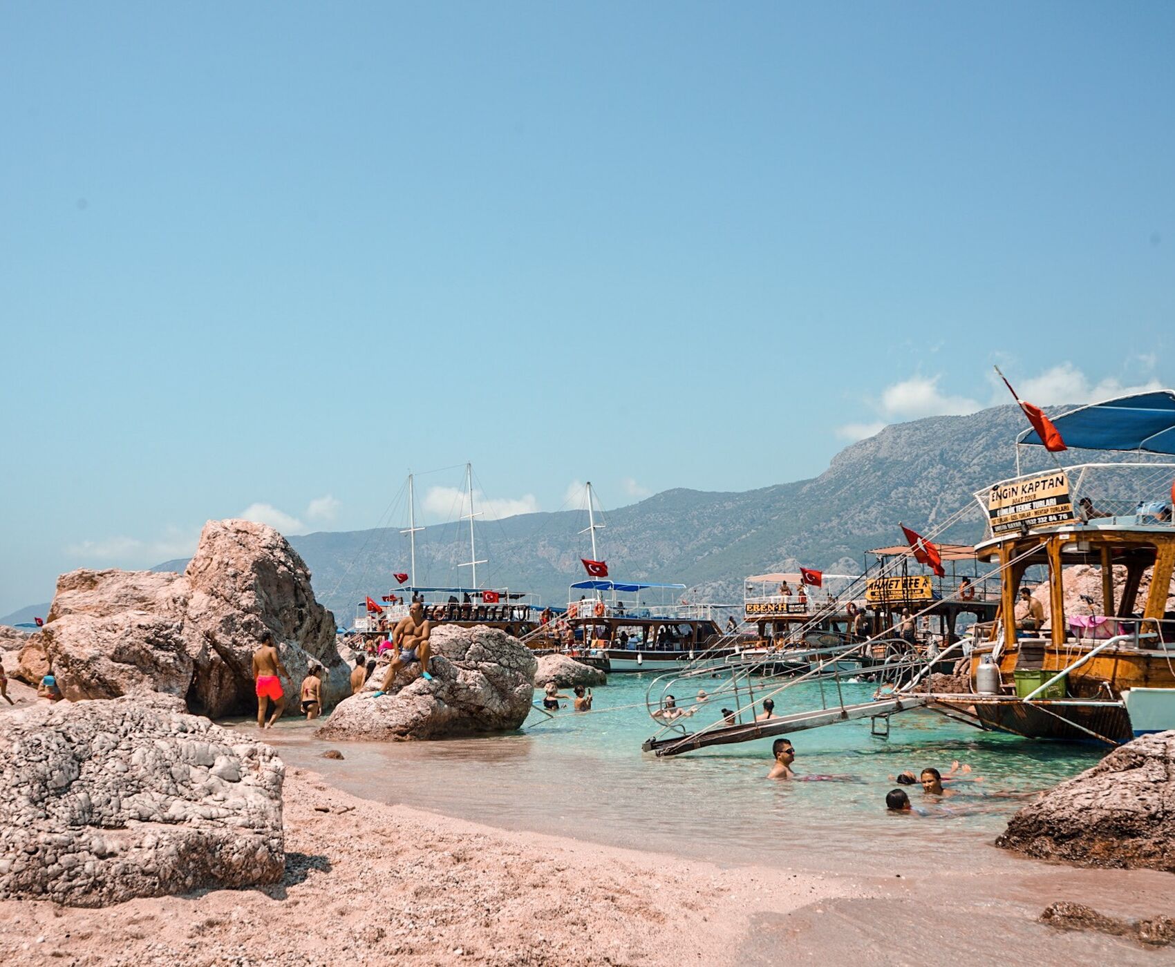 ADRASAN SULUADA SUNSET YAT TURU