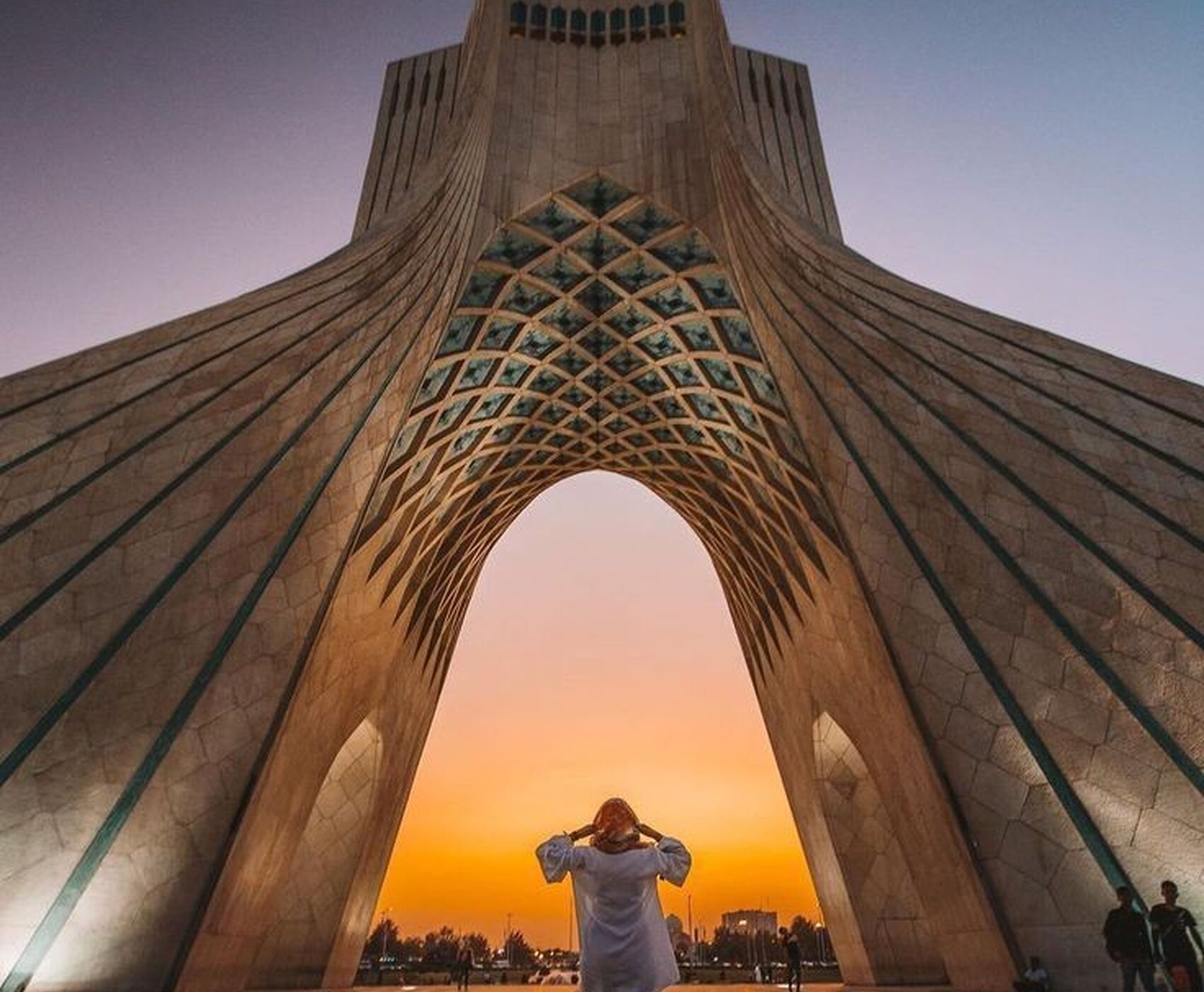 ANTALYA VE İSTANBUL DAN UÇAKLI BÜYÜK İRAN TURU