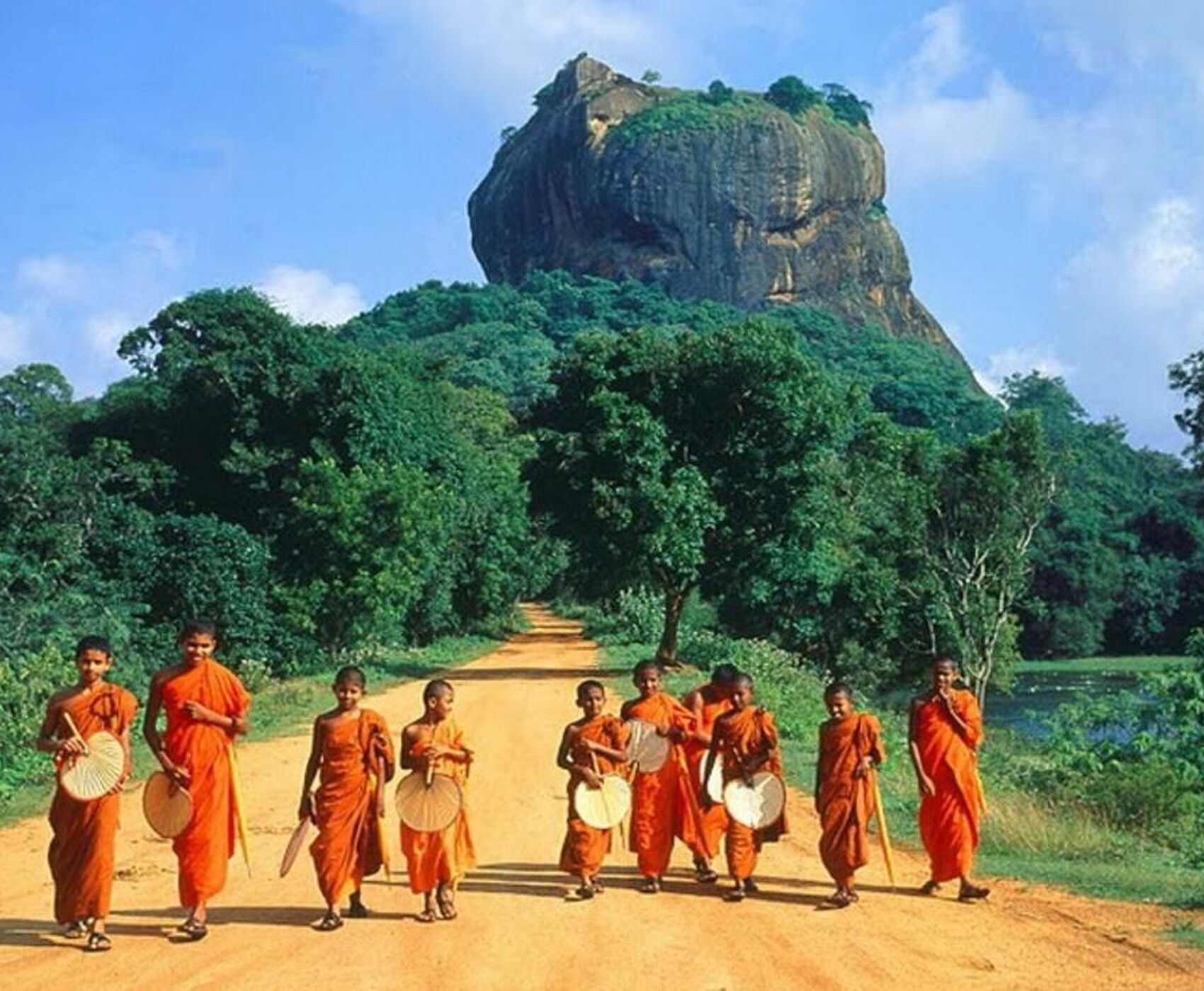 ANTALYA ÇIKIŞLI HİNDİSTAN & NEPAL & SRİ LANKA