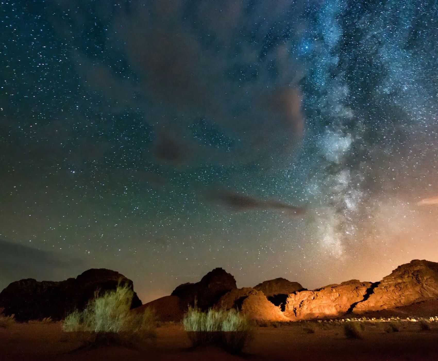 İSTANBUL ÇIKIŞLI VİZESİZ HER ŞEY DAHİL BAŞTAN BAŞA ÜRDÜN KEŞİF TURU