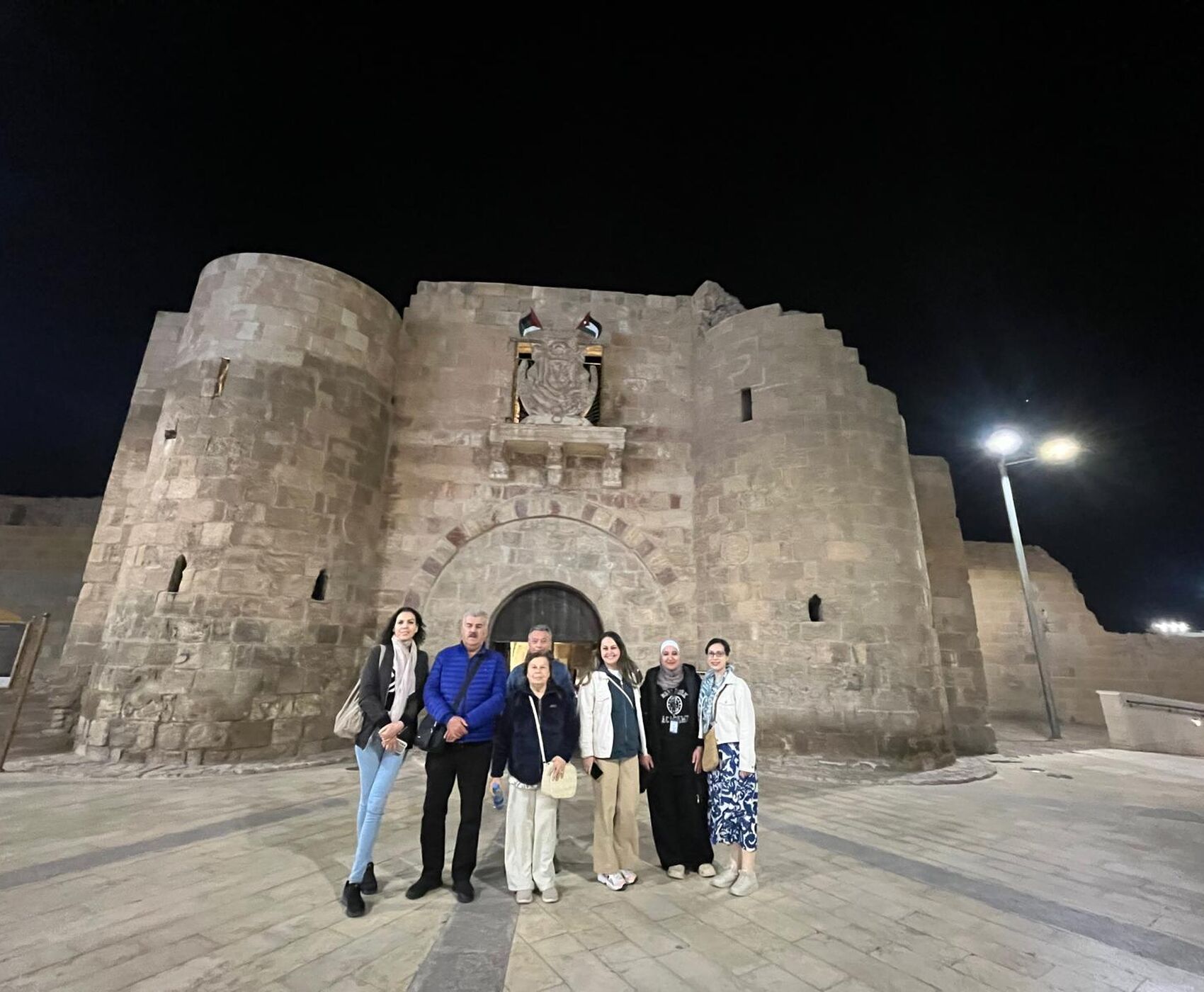 İSTANBUL ÇIKIŞLI VİZESİZ HER ŞEY DAHİL BAŞTAN BAŞA ÜRDÜN KEŞİF TURU